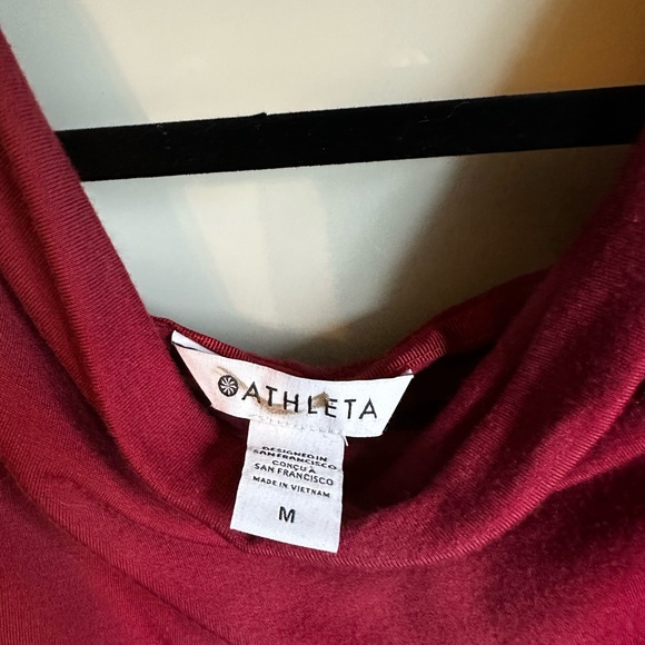 Athleta Purana wrap hooded sweatshirt, deep red size M. - Picture 4 of 4